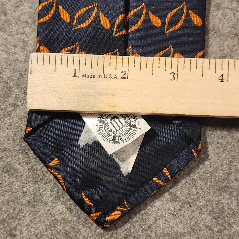 London 400 by Cambridge Apparel london 400